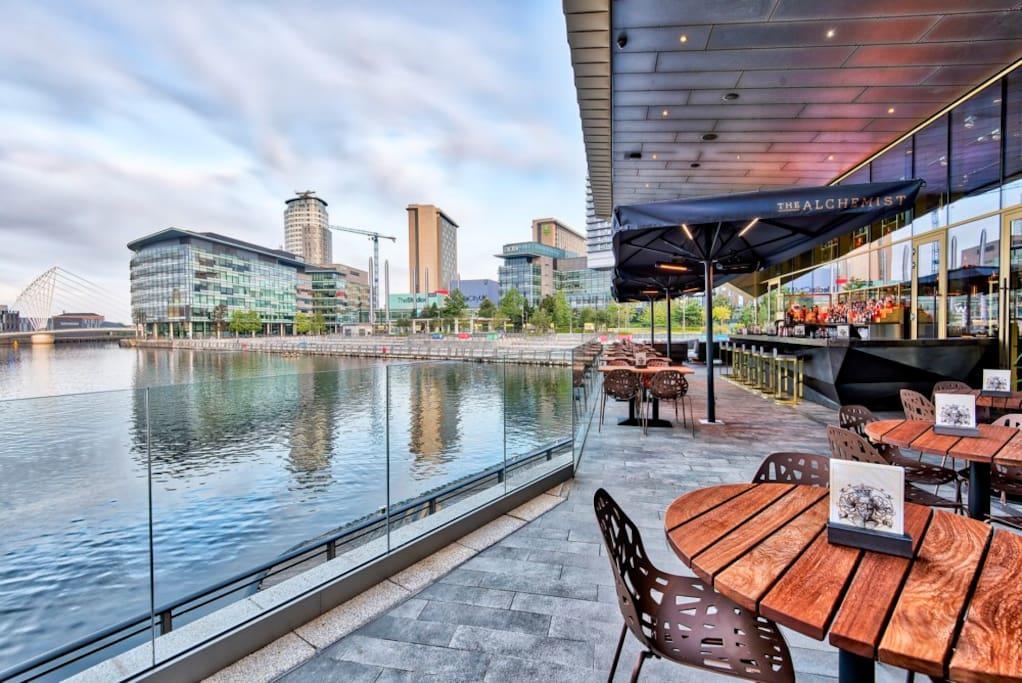 Media Salford Quays Apartamento Mánchester